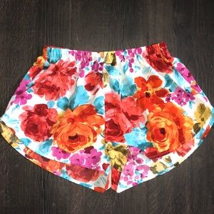 Super cute flower shorts
